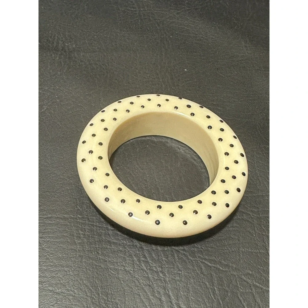 Vintage Cream Lucite Bangle‎ Bracelet Black Polka Dot Retro Chuncky Heavy READ